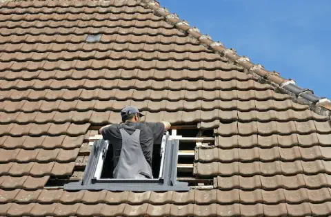 Pose de velux - Saint-Maximin